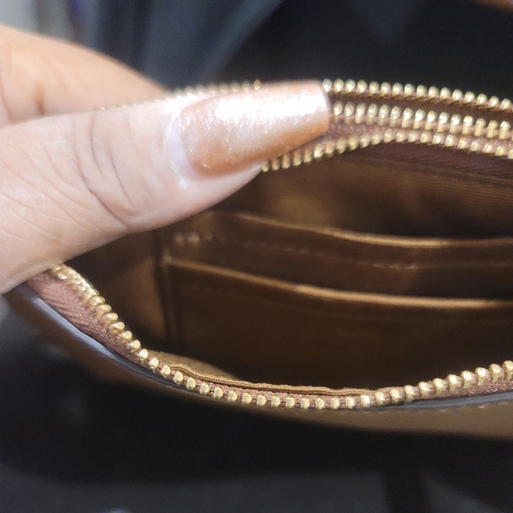 NWT Coach Brown Pebbled Leather Double  Corner Zip Wristlet F87590/F87591 - Picture 4 of 6